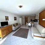 Chateau 15 *